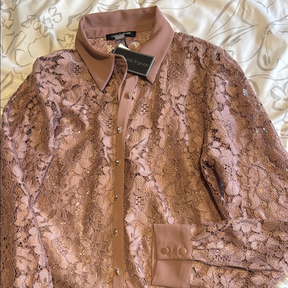 Cable & Gauge Lace Blouse in Mauve